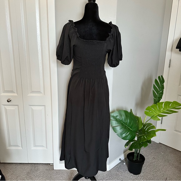 Black Puff Sleeve Maxi Dress - Picture 3 of 5